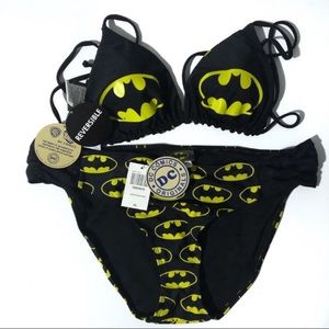 Hot Topic Batman Reversible Bikini Set sz XL {212}
